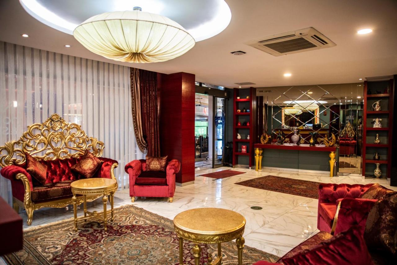 Hotel Lapis & 3*