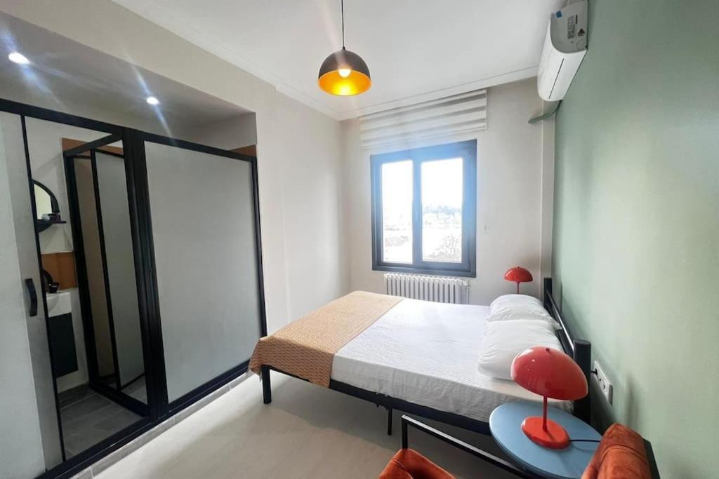 Wonder Homes 5- Ultra Luxury, 4br, 2ba, Ac, Sea View Karakoey * Istanbul