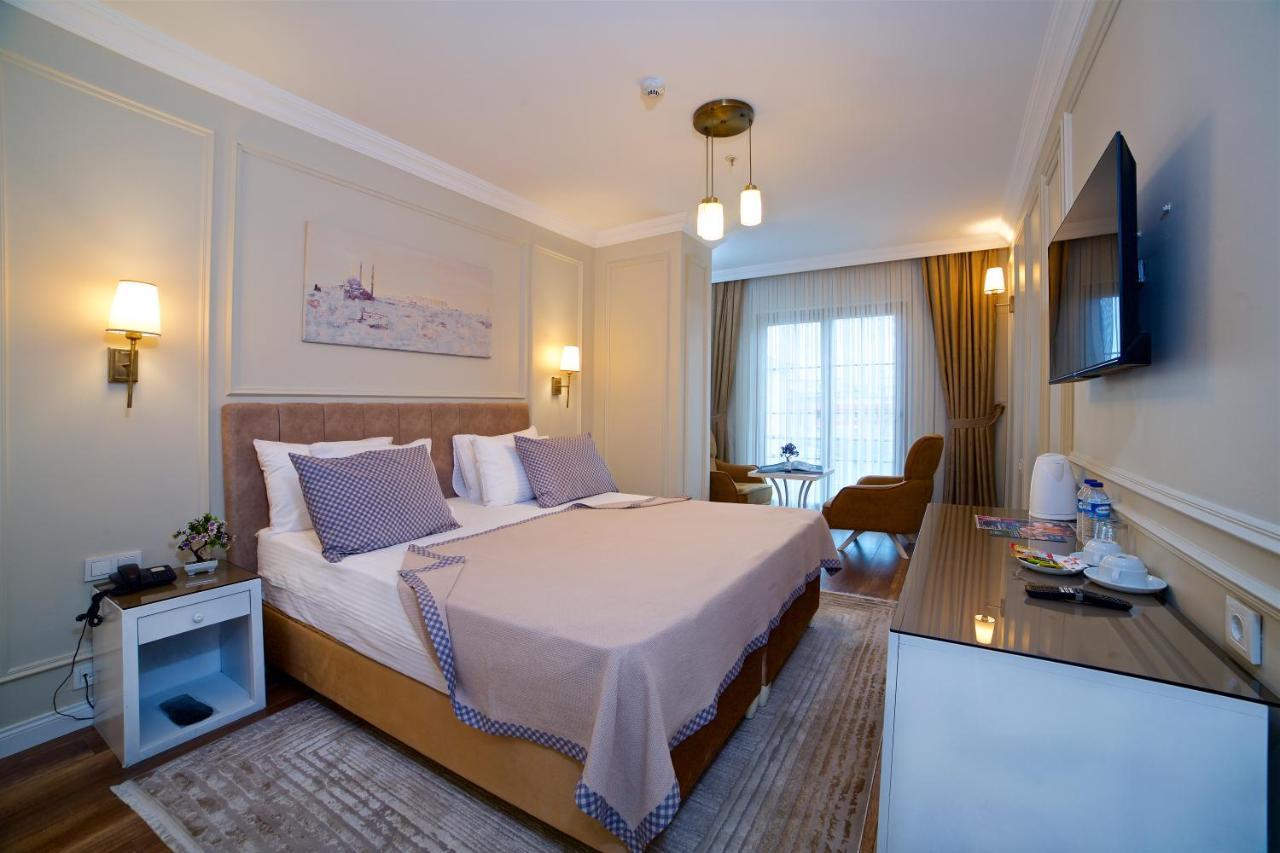Vanilla & Hotel