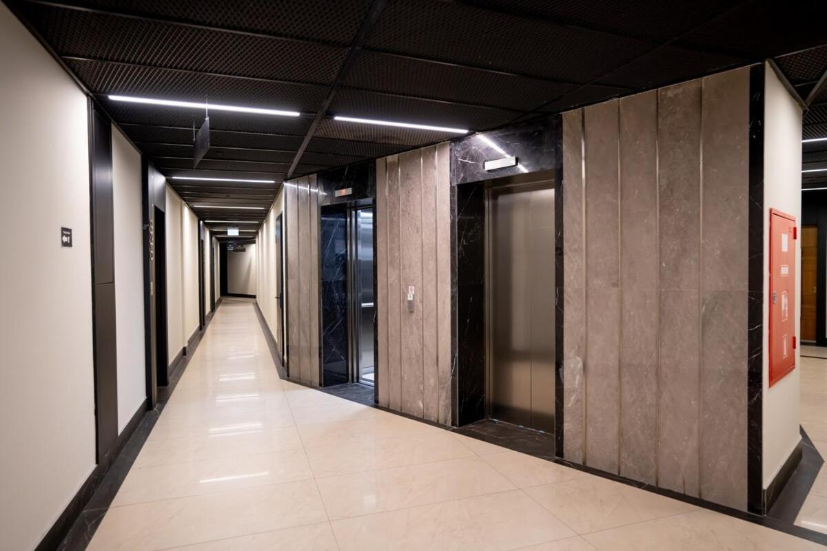 Modern With On-site Gym And *