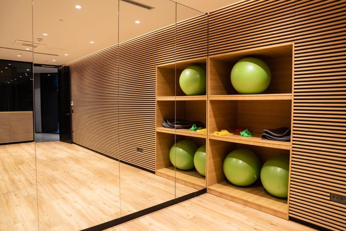 Modern With On-site Gym And *