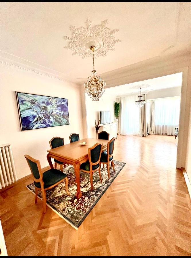 Of Cihangir Cozy Location,2 Bedrooms And An Elevator Apartment *