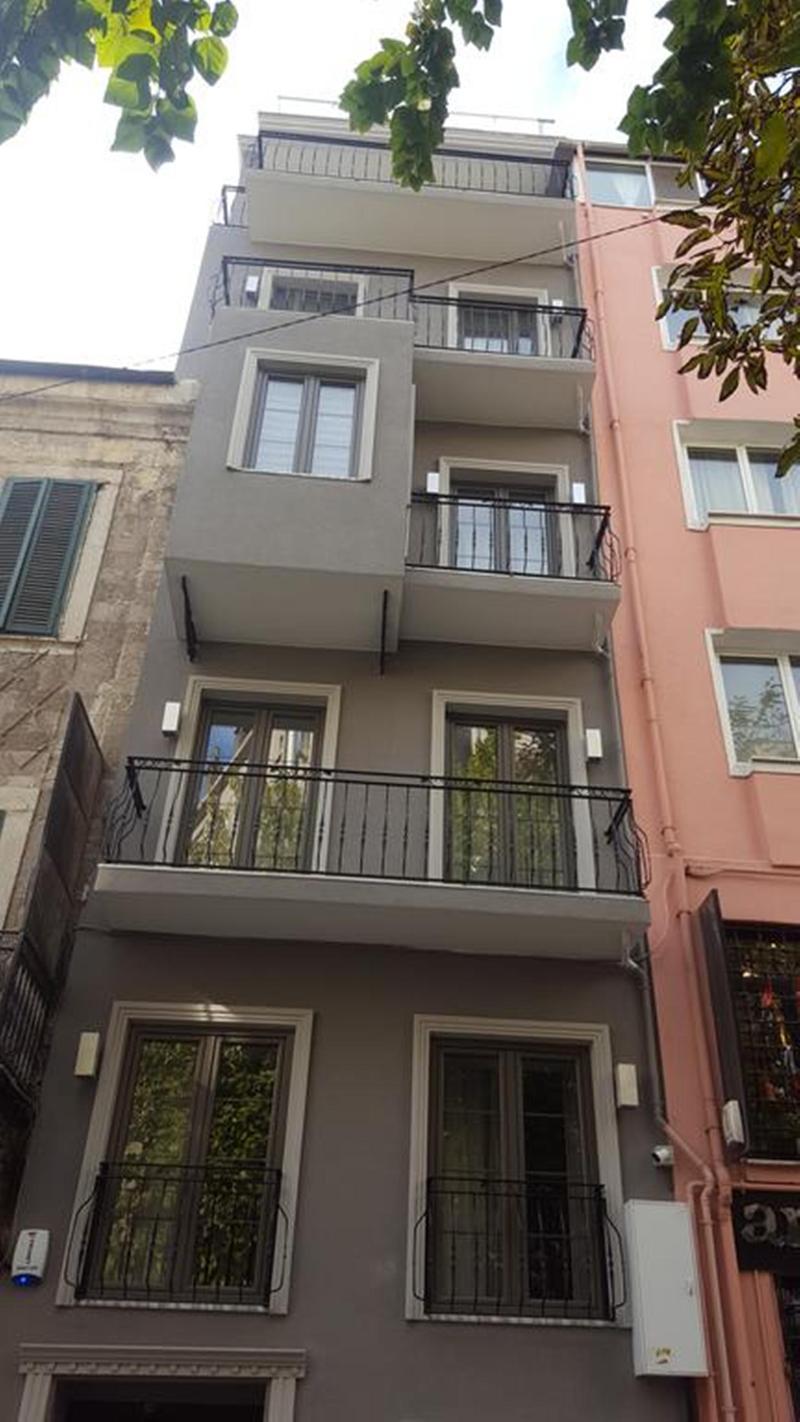Louis Hotel 4*