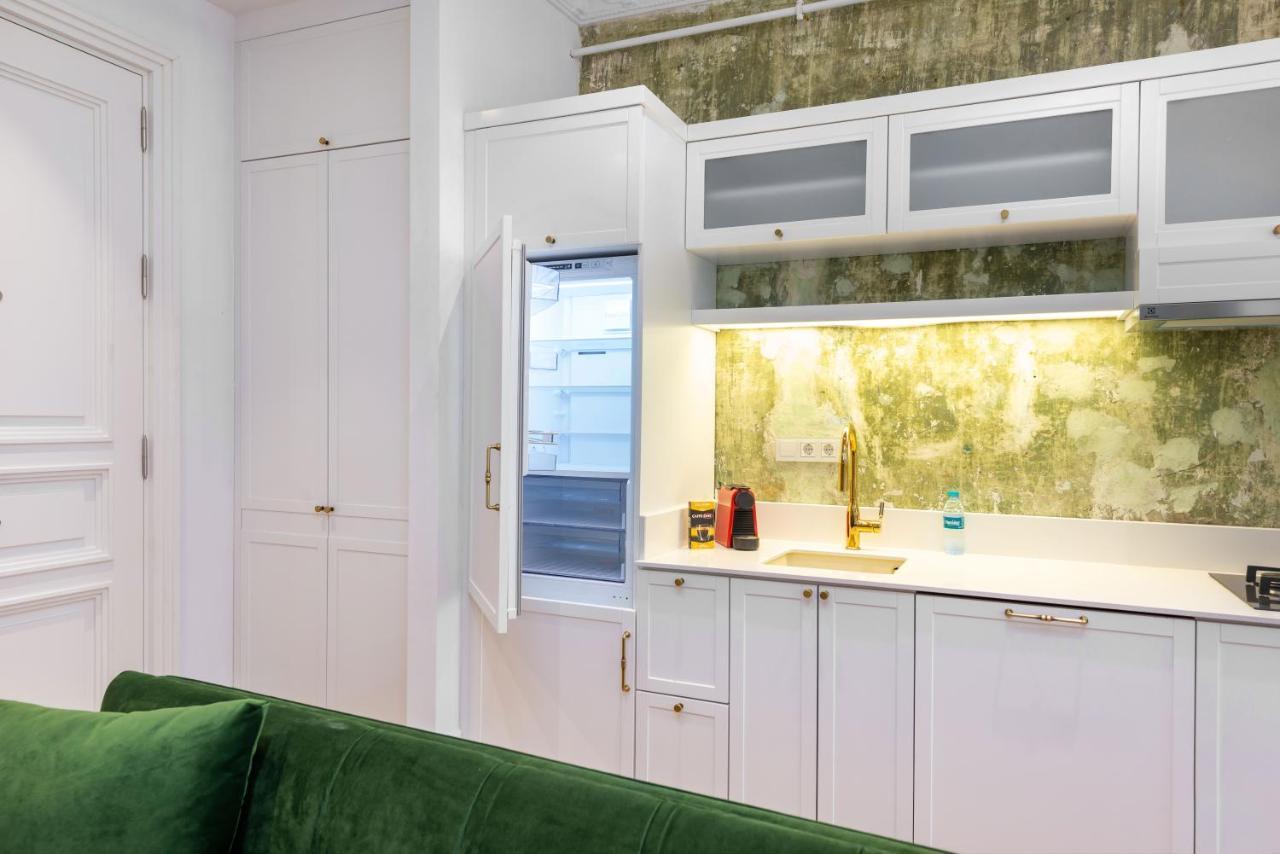 Mayer Liberty Apartment *