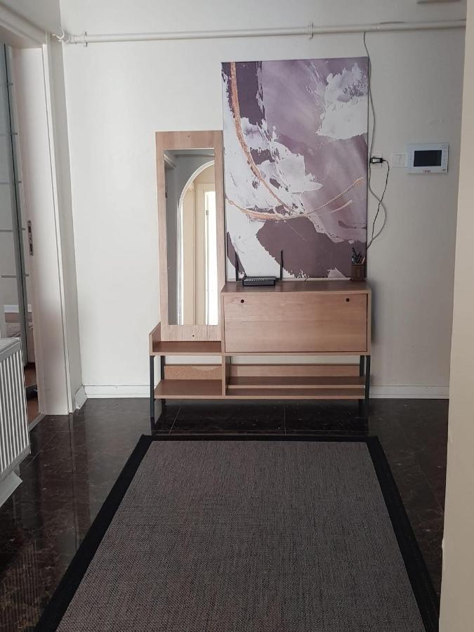 Apartment 5 Minutes To Subway Istanbul
