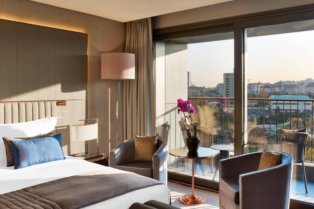 The St. Regis 5*