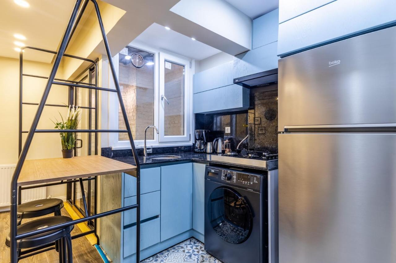 Centrally Located Flat In Sisli *