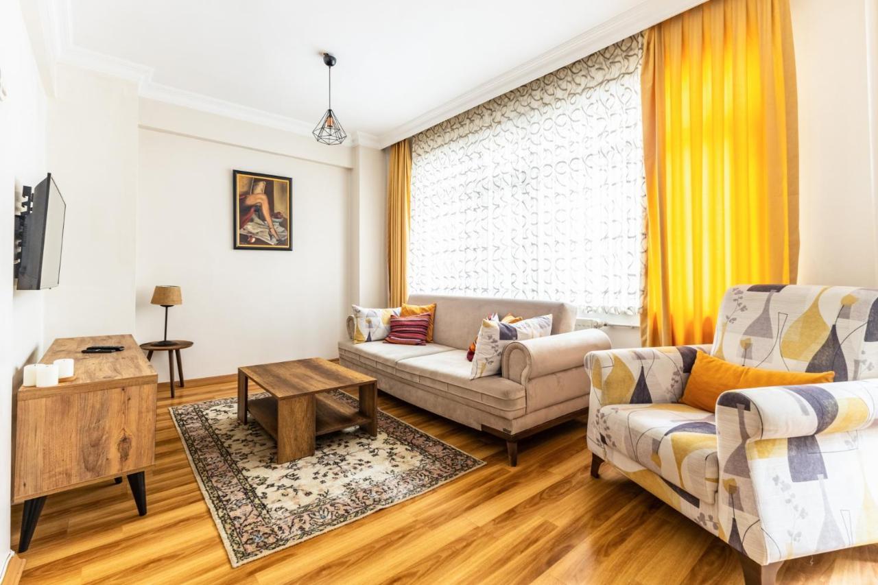 Spacious Flat 10 Min To Dolmabahce Palace Apartment