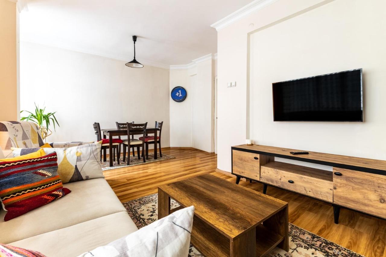 Spacious Flat 10 Min To Dolmabahce Palace Apartment Istanbul