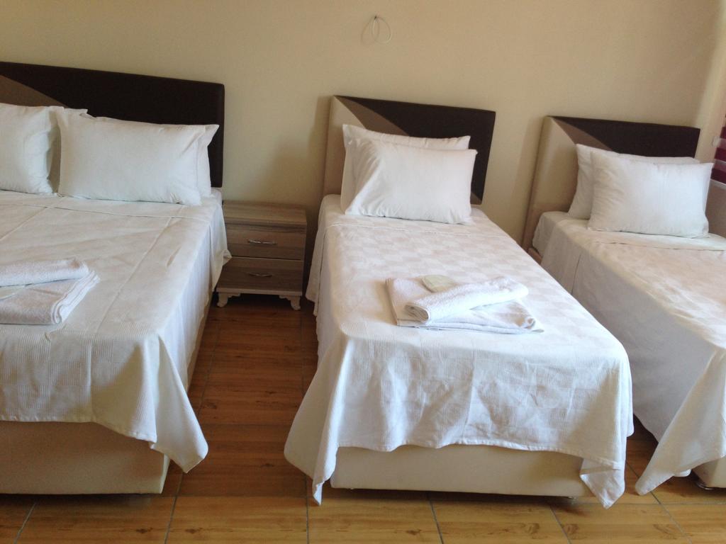 Goeruer Hotel 3*