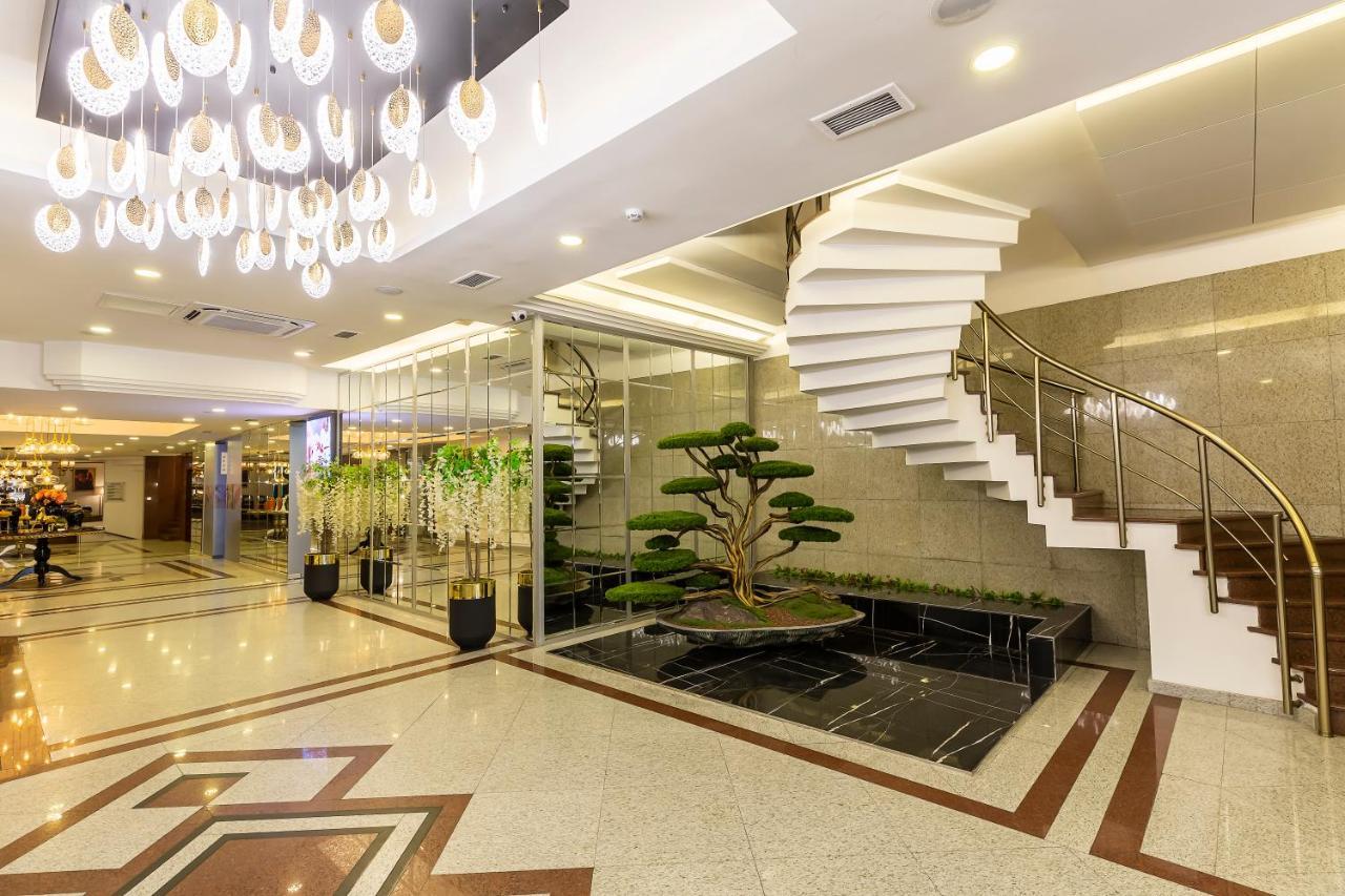 Marble Hotel 4*