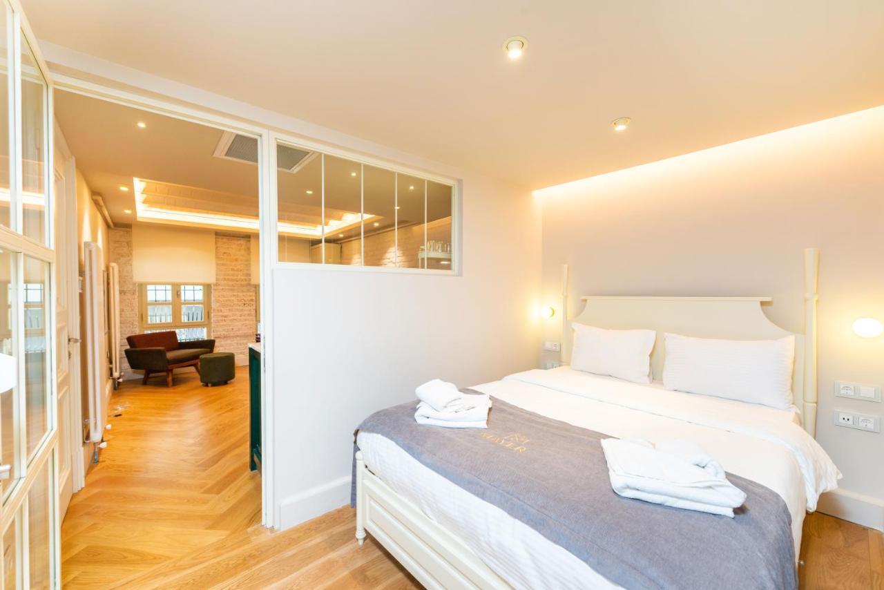 Mayer Liberty Apartment