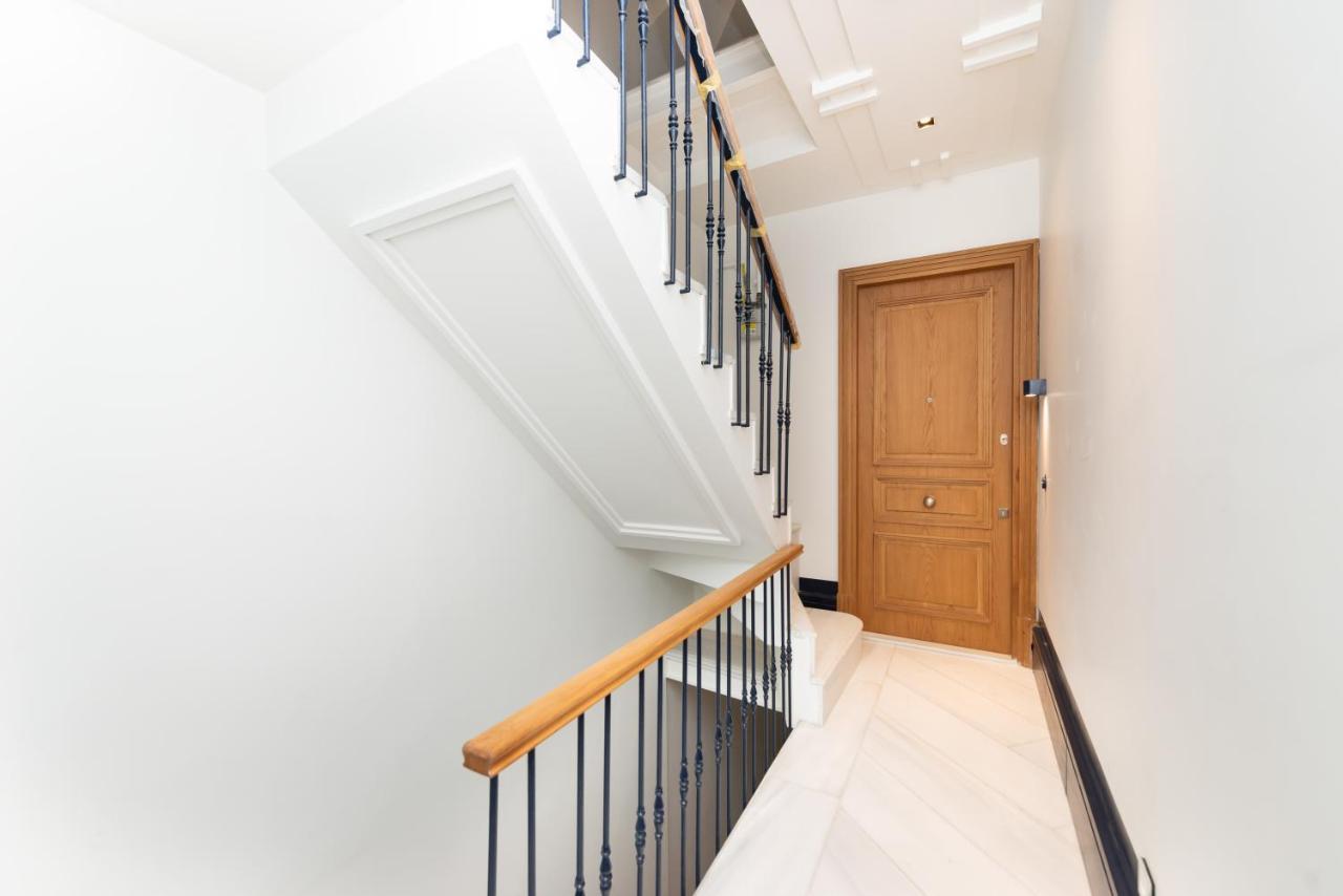 Mayer Liberty Apartment