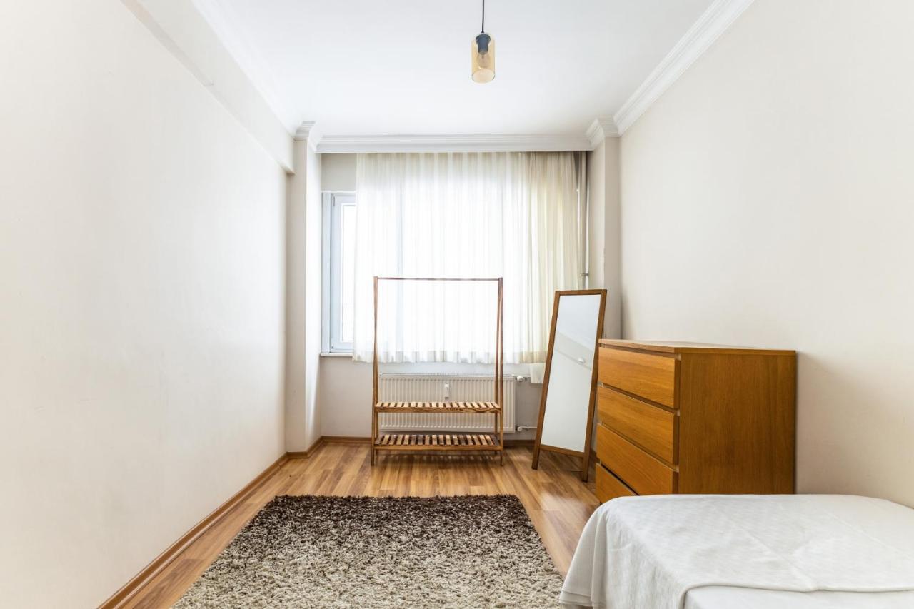 Spacious Flat 10 Min To Dolmabahce Palace * Istanbul