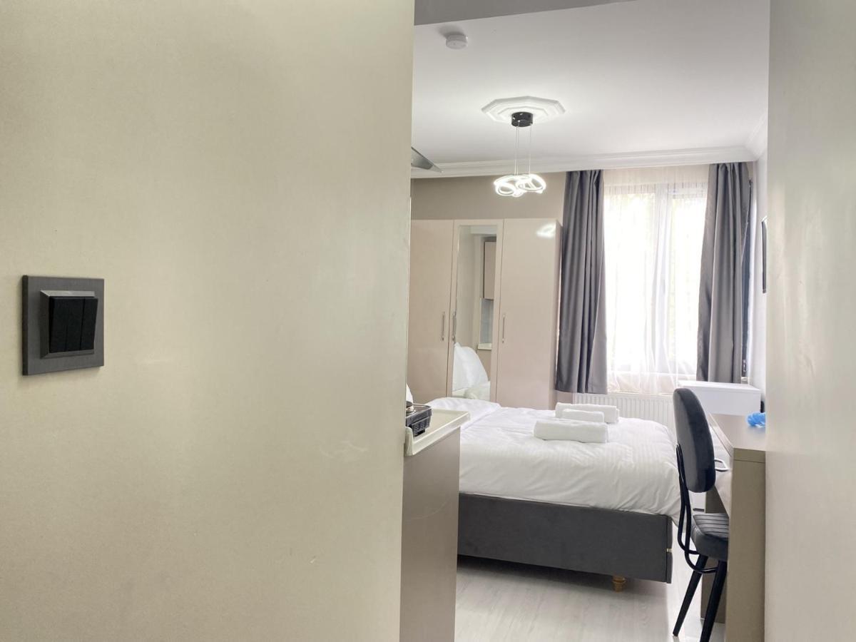 Chic Studio Flat 5 Min To Trump Tower And Metro * İstanbul