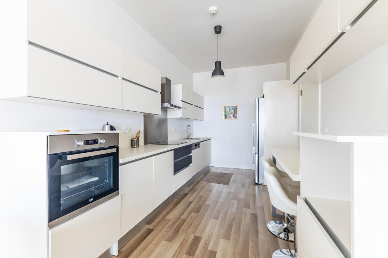 Apartment Sea View New Built Near Kartal Coast Istanbul