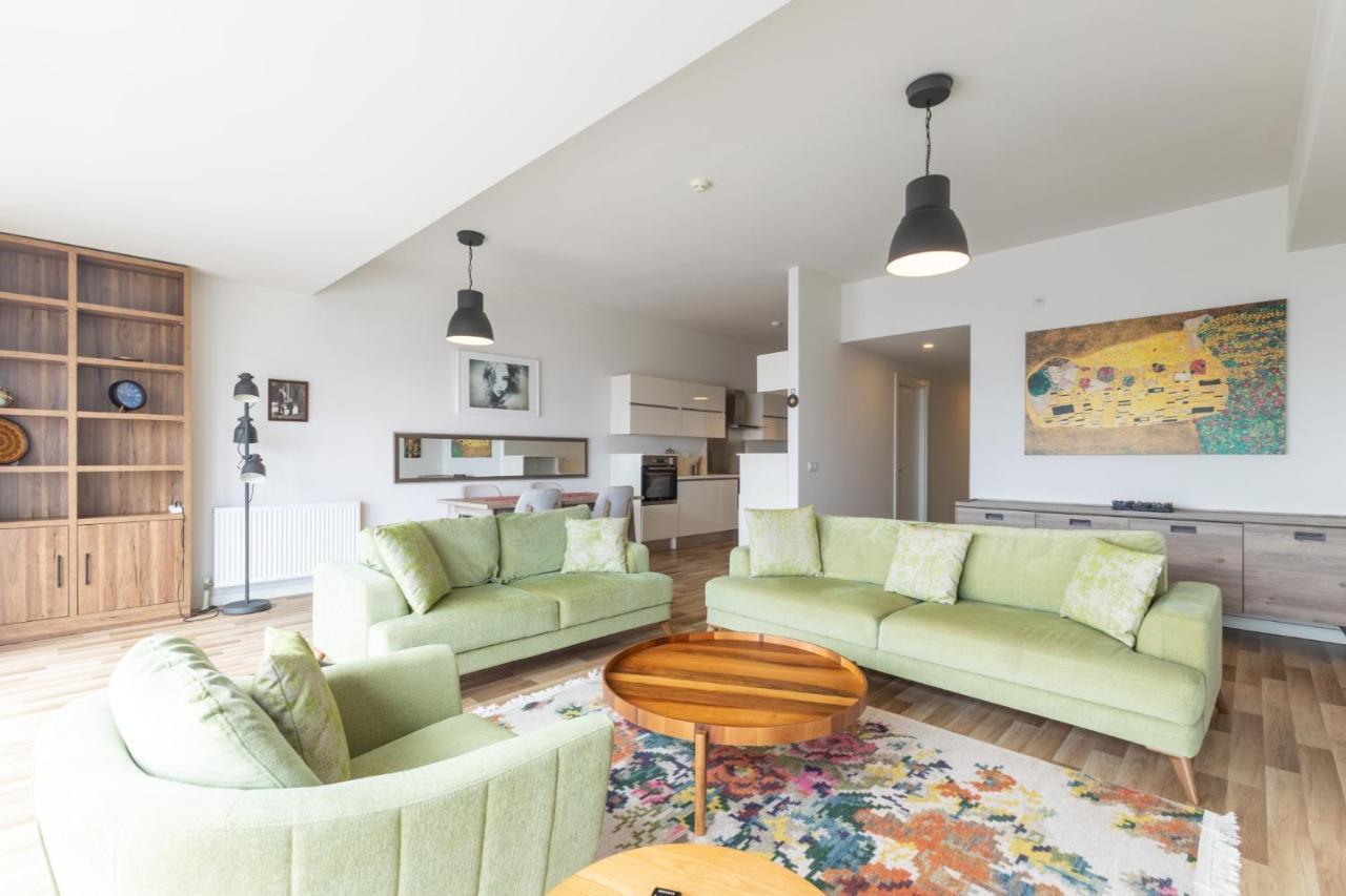 Sea View New Built Near Kartal Coast Apartment