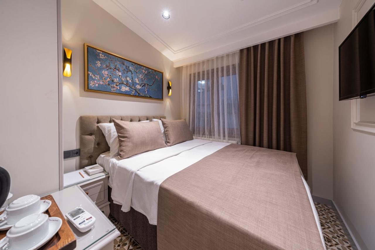 Hotel Pera Luna Premium *