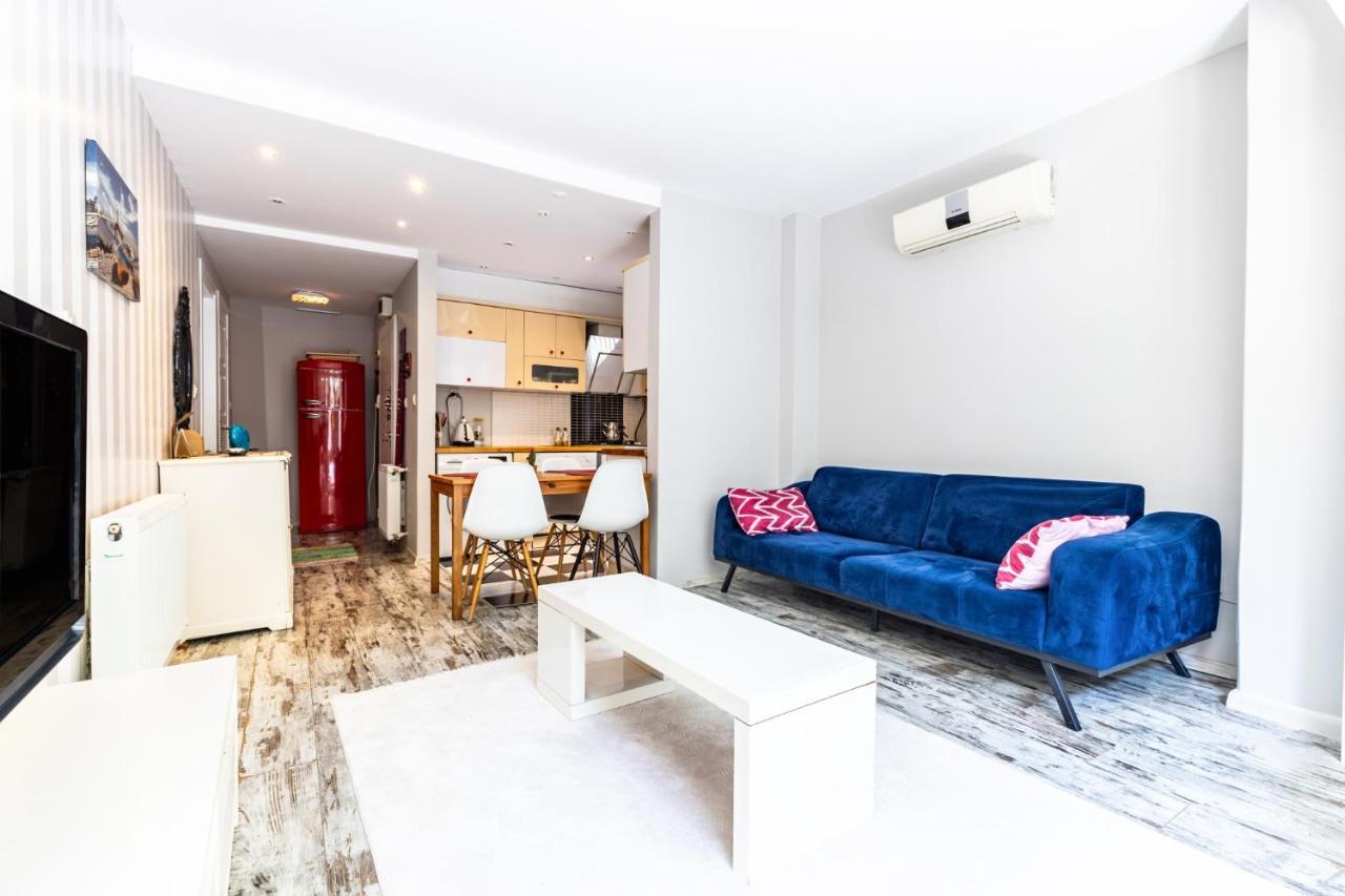 Flat W Garden 10 Min To Bull Statue In Kadikoy Apartment