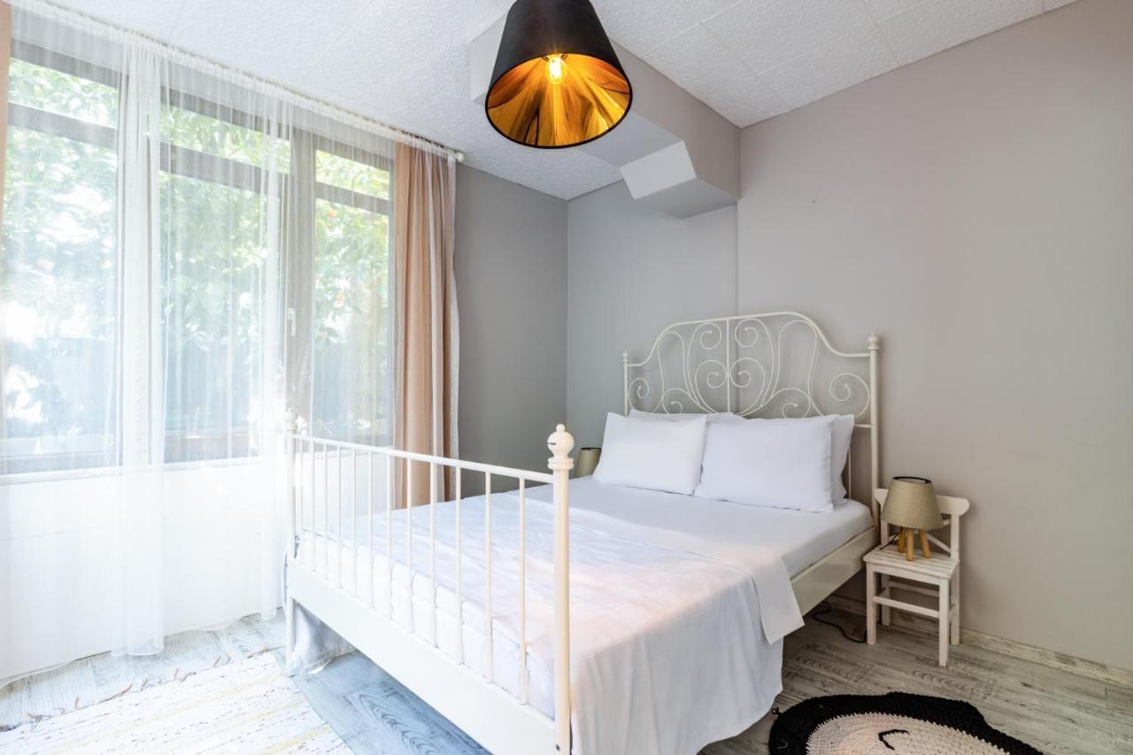 Flat W Garden 10 Min To Bull Statue In Kadikoy *