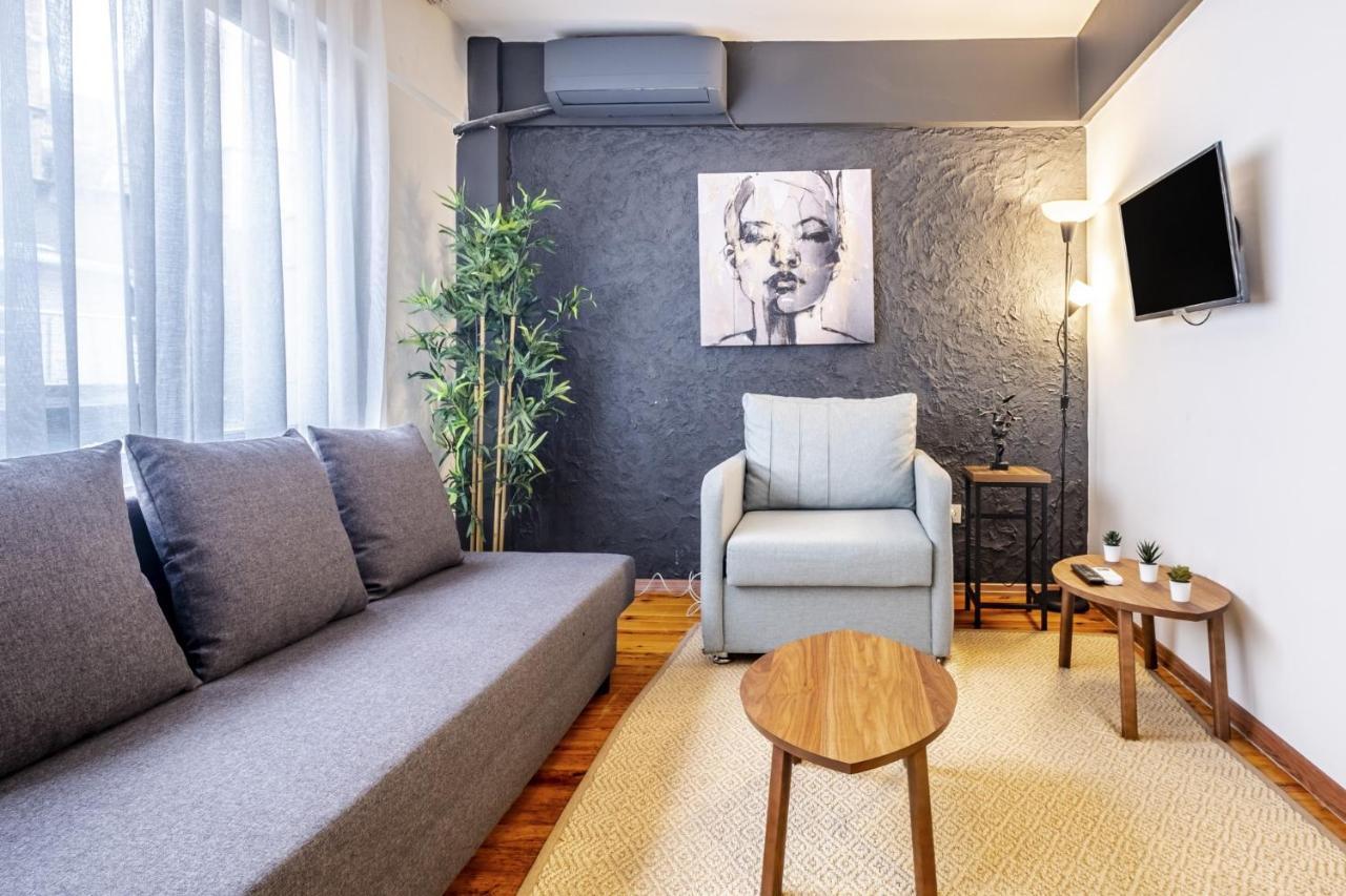 Chic Flat With Balcony In The Heart Of Beyoglu Apartment Istanbul