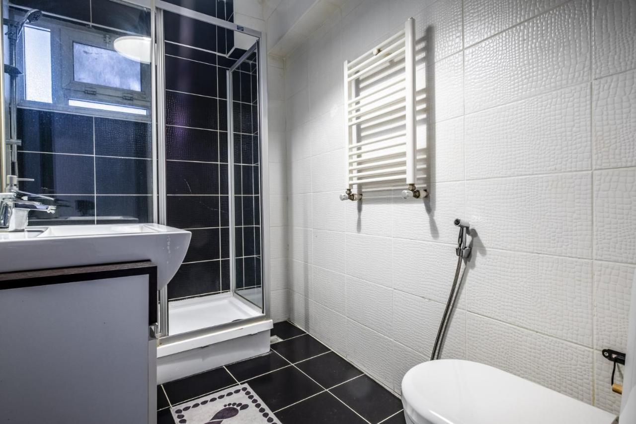 Chic Flat With Balcony In The Heart Of Beyoglu *