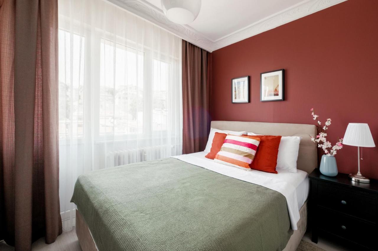 Sea View Flat W Balcony 5 Min To Dolmabahce Palace Istanbul