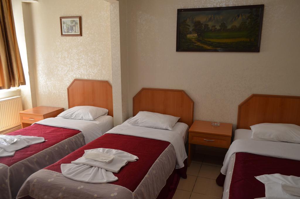 Hotel Ekol 2*