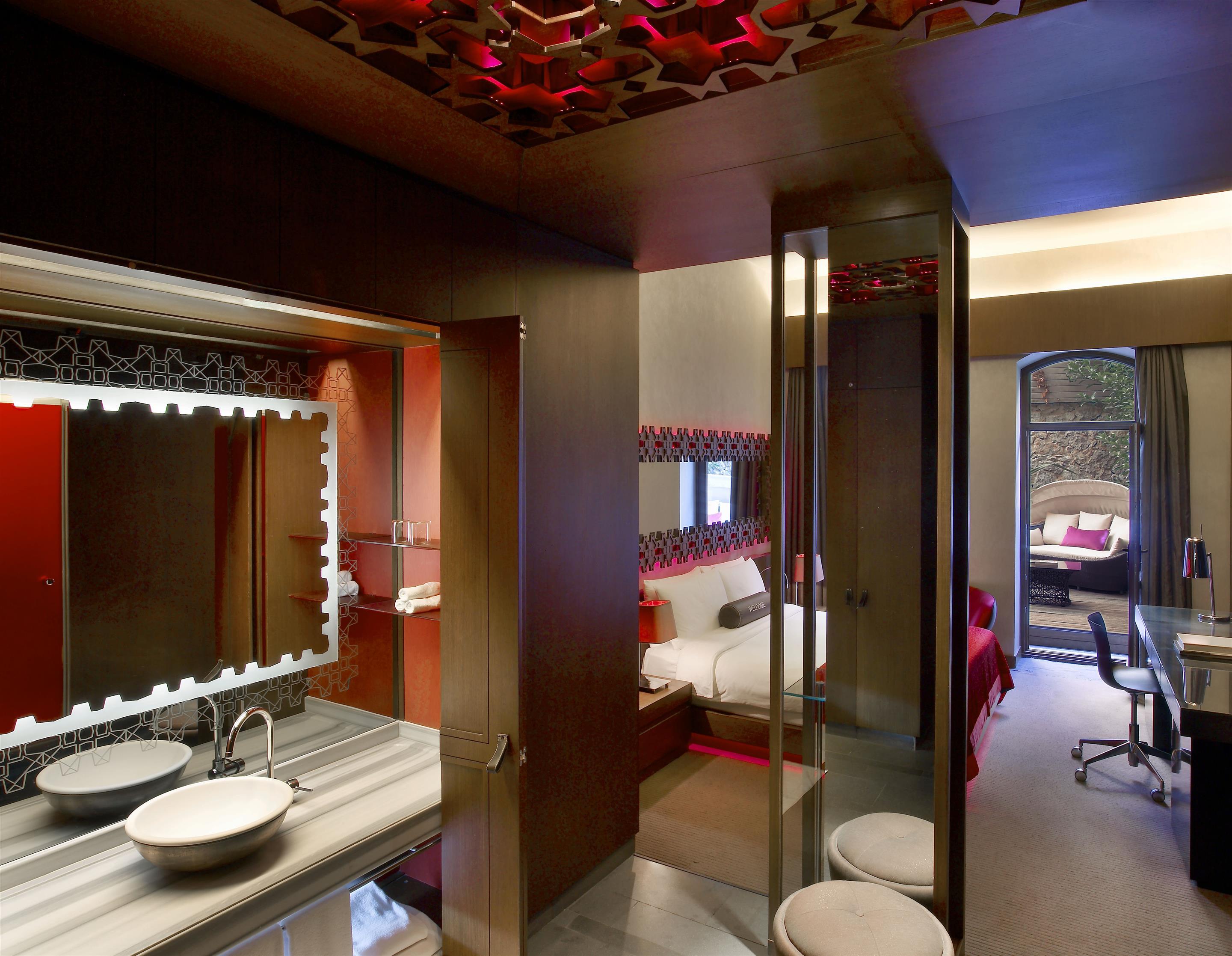 W (adults Only) Hotel 5*