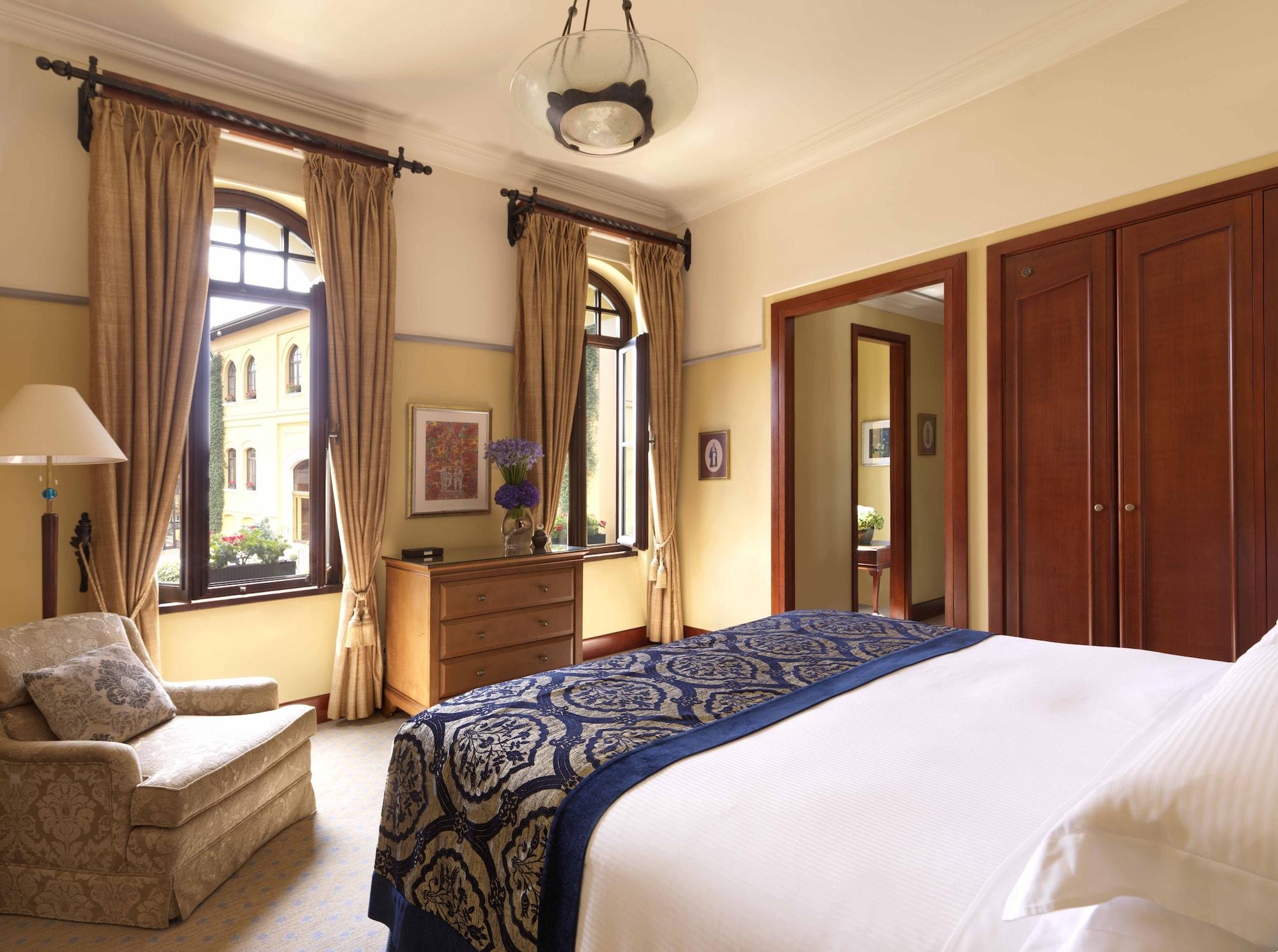 Hotel Four Seasons At Sultanahmet 5*