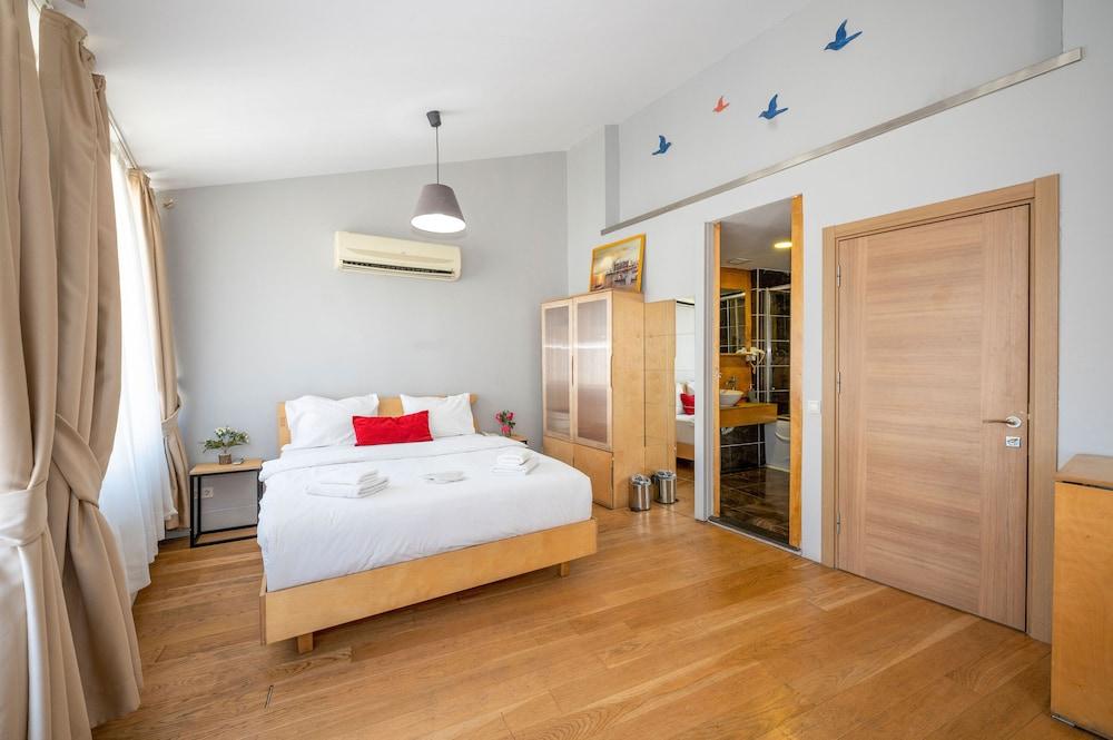 Hotel Next2
