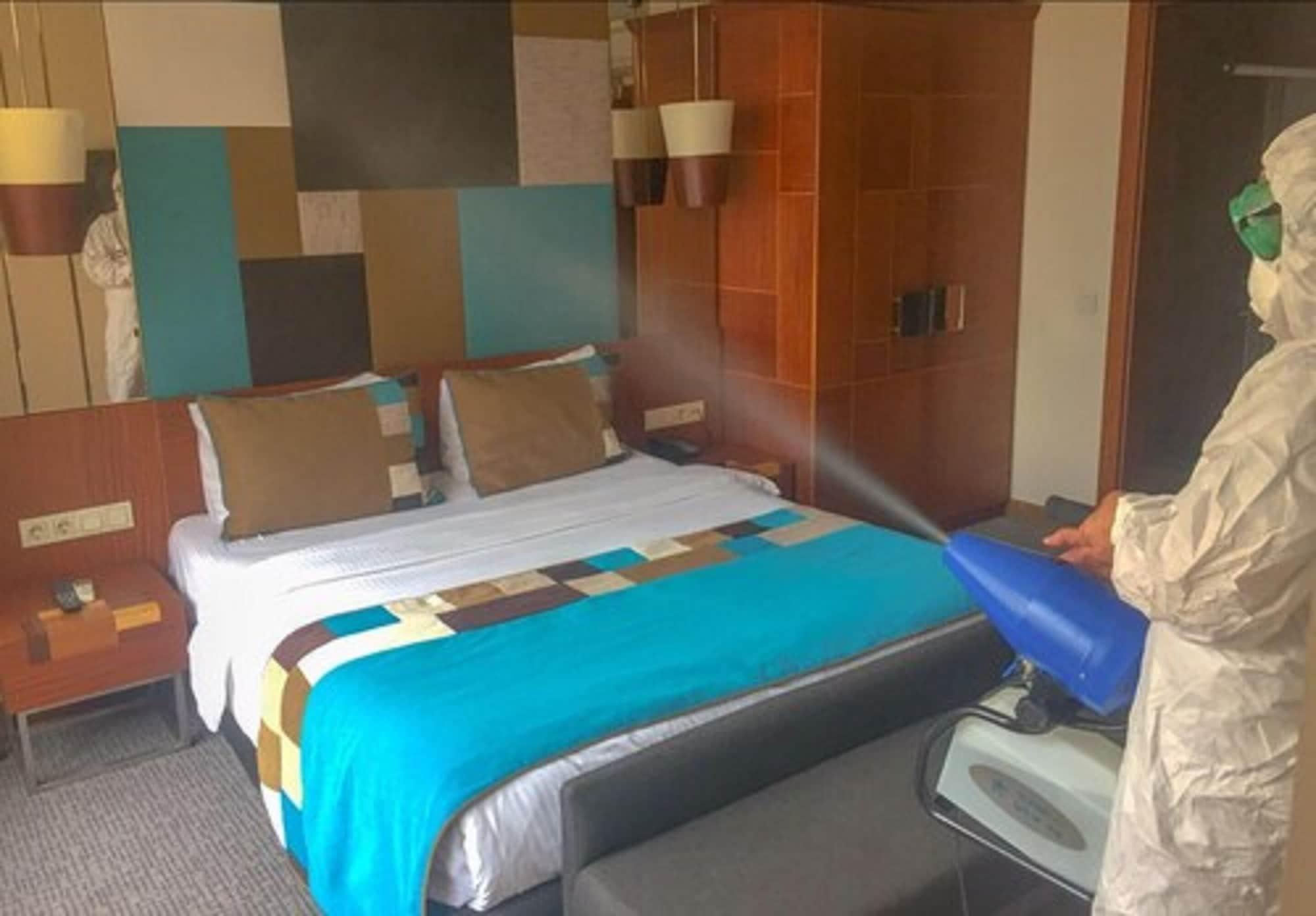 Hotel Collage Pera 4*