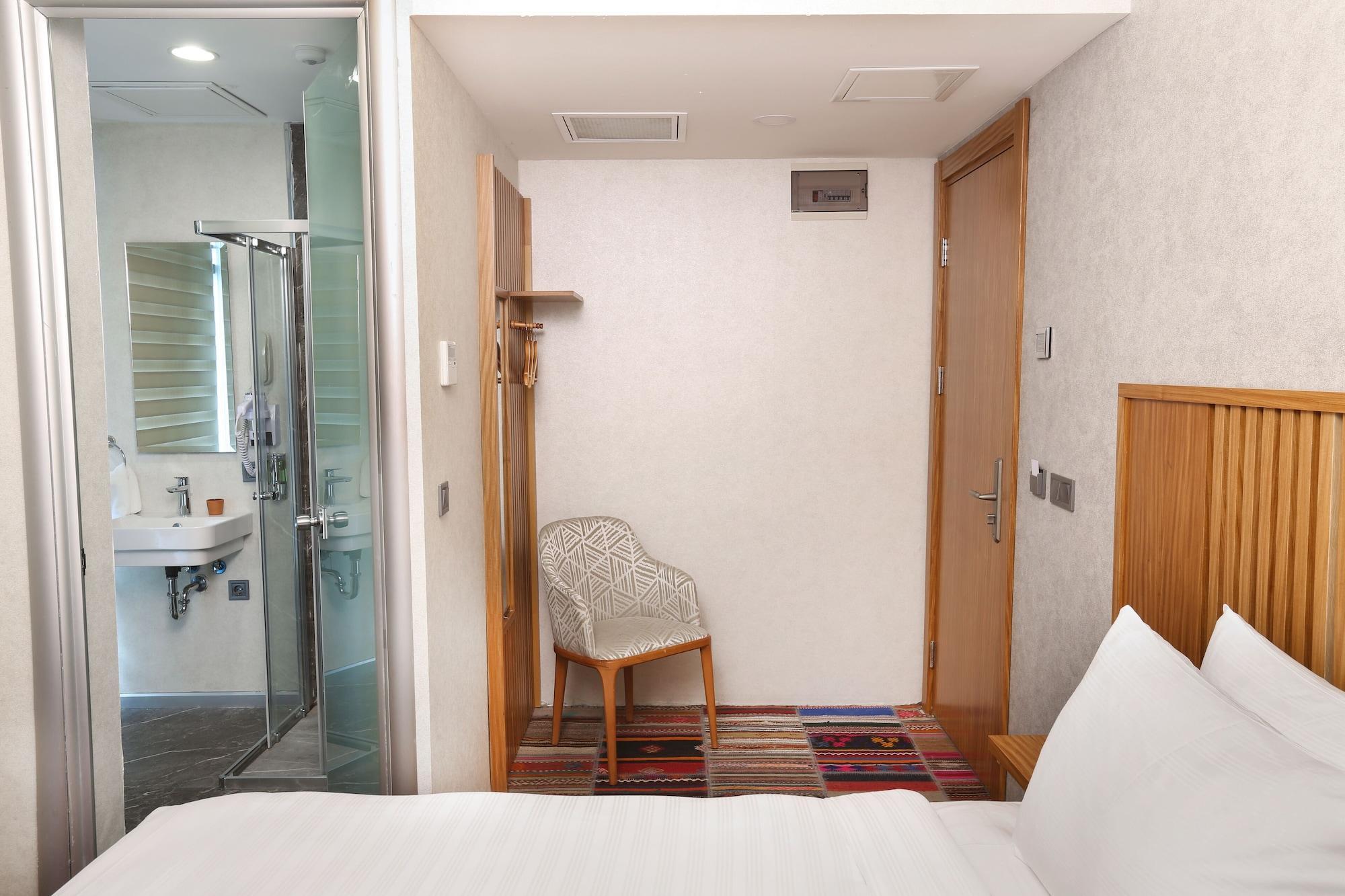 Hotel Discovery