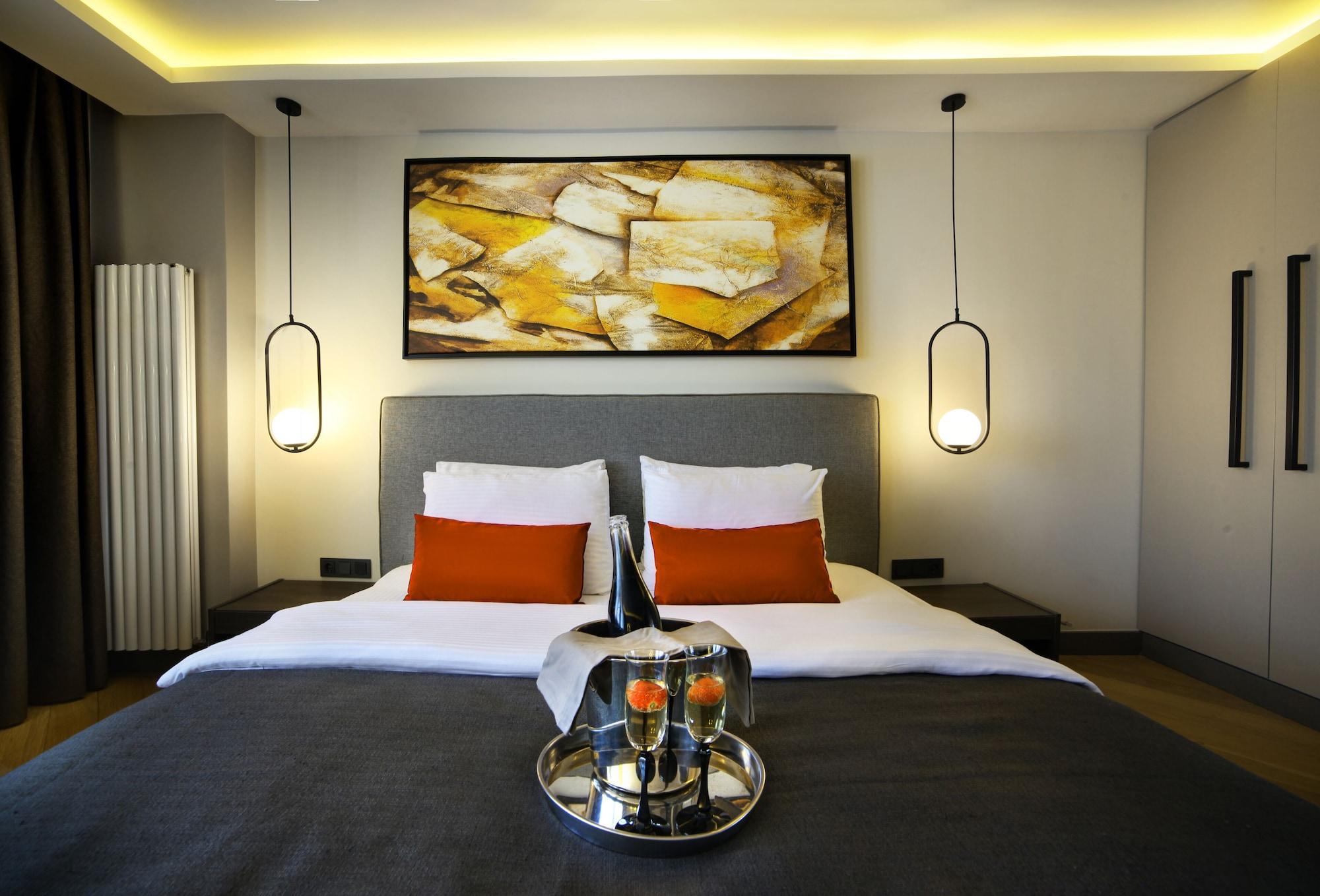 The Capital 2*