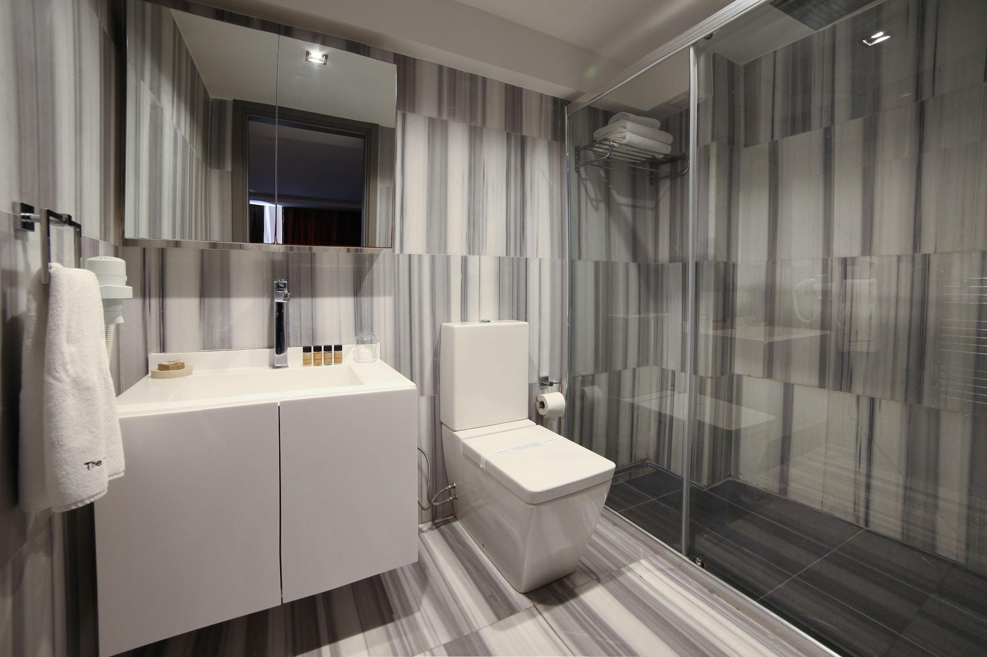 Aparthotel The Capital 2*