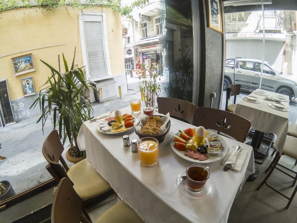 Hotel Asmali Pera 3*