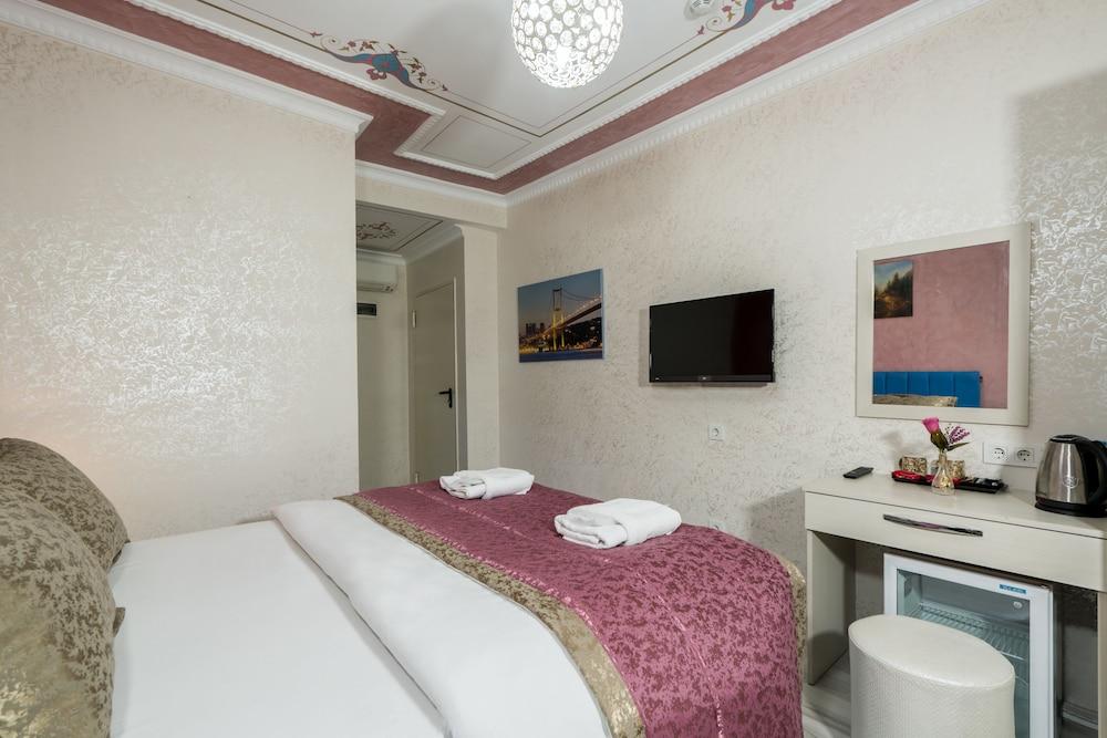Atam Hotel Istanbul