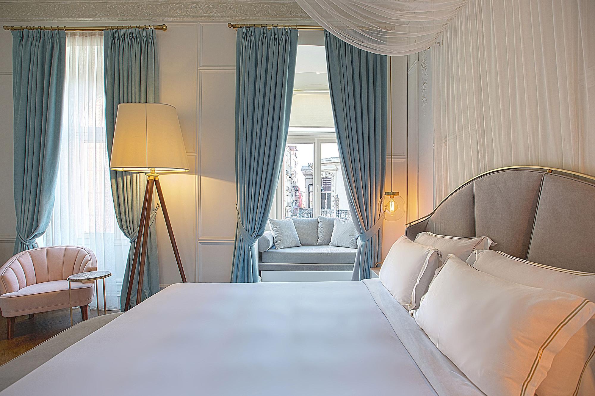 Mr Cas Taksim - Special Category Hotel 4*