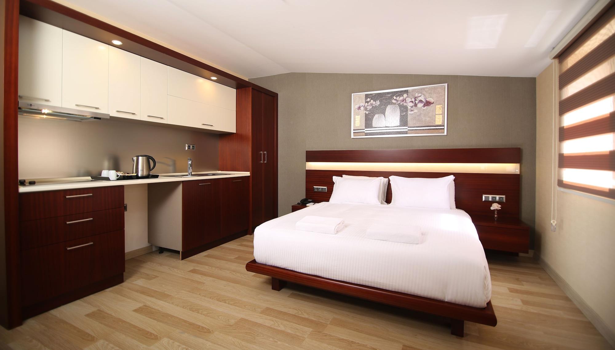 Hotel Park By Clover 3*