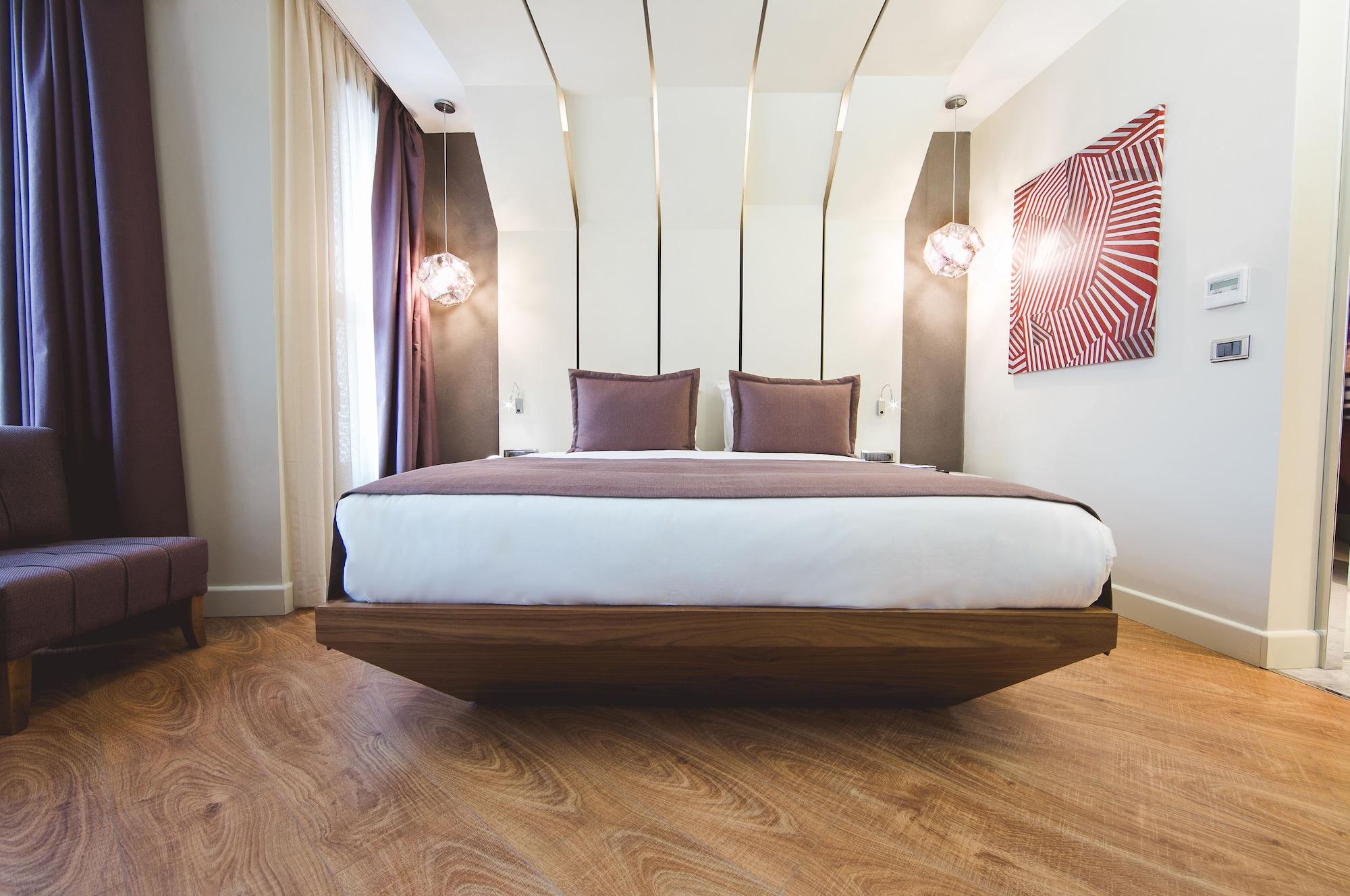 Hotel Maroon Pera