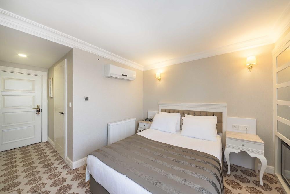 Hotel Topkapi Old Kensington Ottoman Heritage