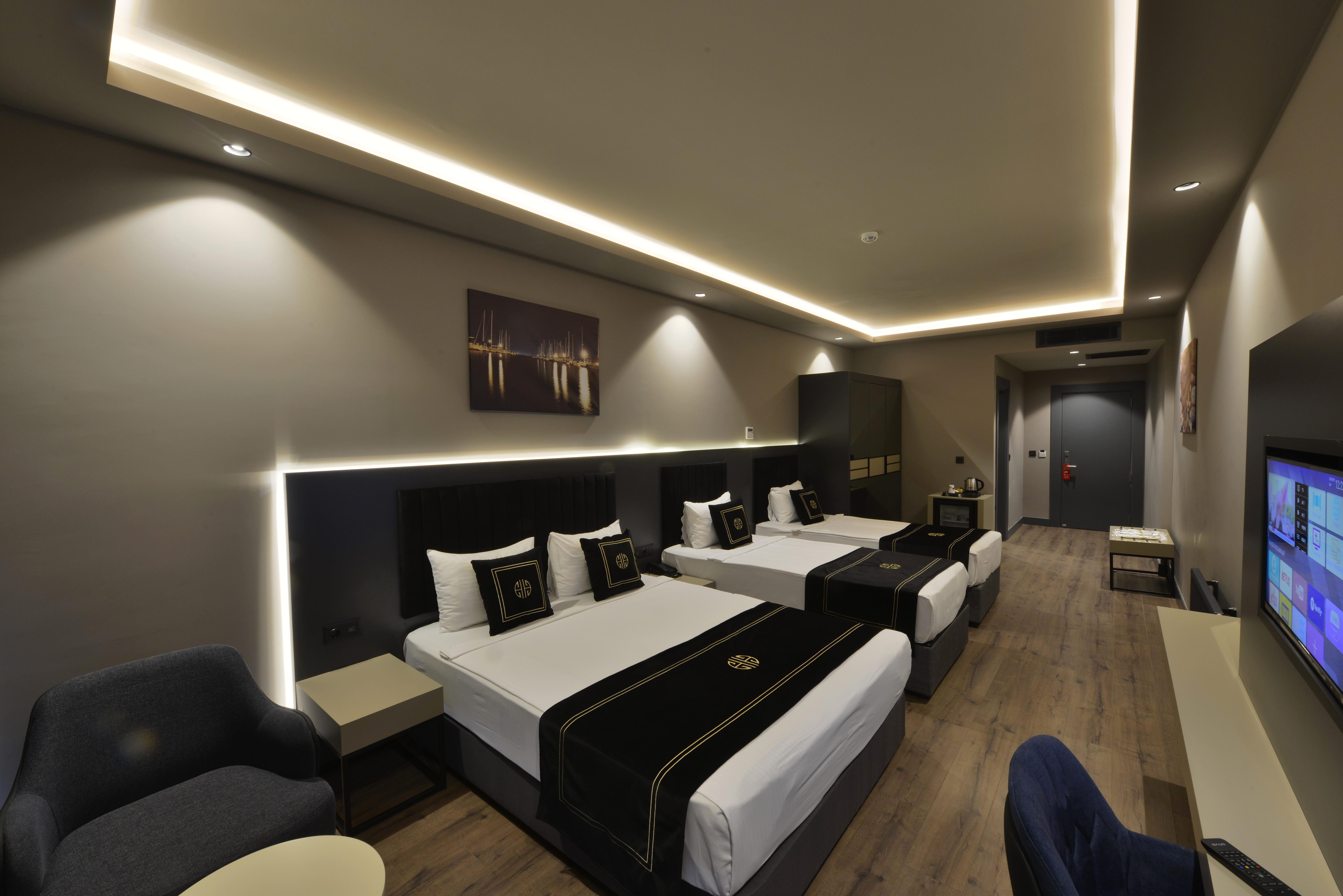 Western Premier Hidden Hills 5*