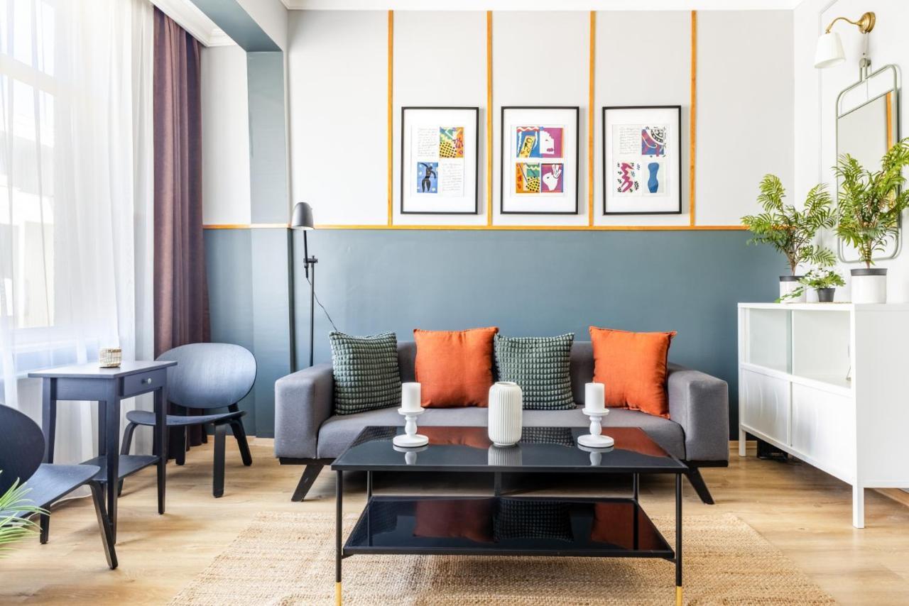 2br - 1 Min Taksim Sq Istiklal Avenue In Beyoglu
