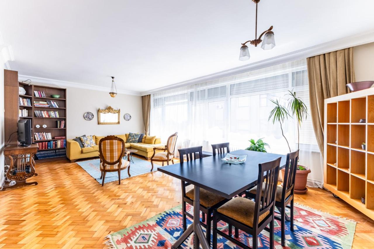 Apartment Spacious Flat W Balcony 3 Min To Kadikoy Square *