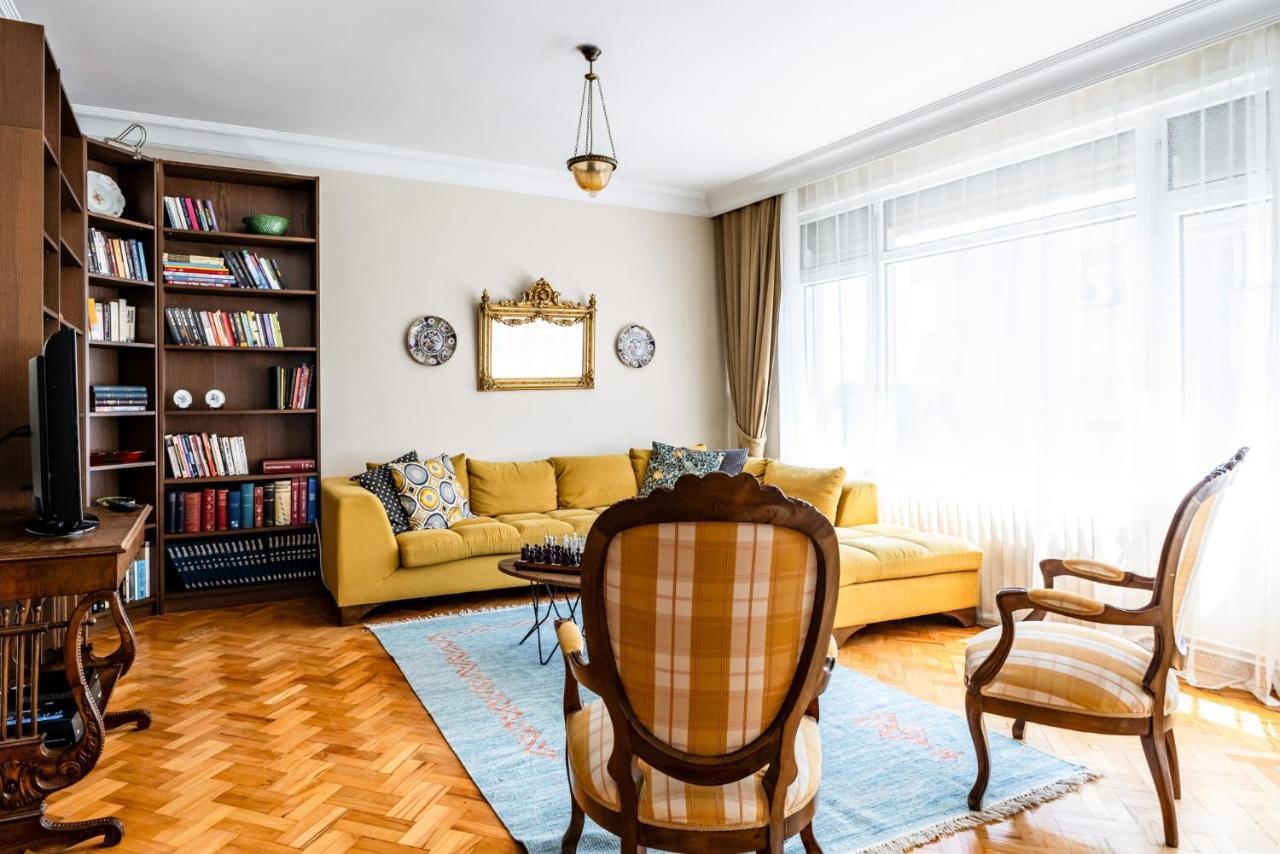 Apartment Spacious Flat W Balcony 3 Min To Kadikoy Square