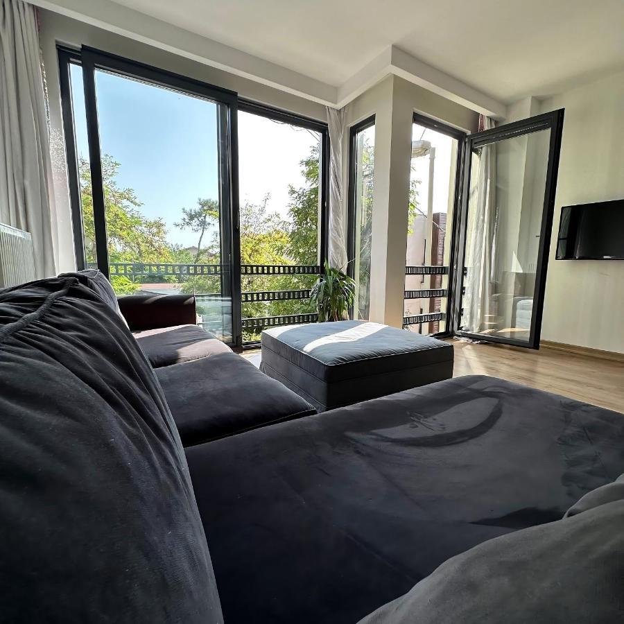 Apartment Luxurious Garden Flat By Summitvista