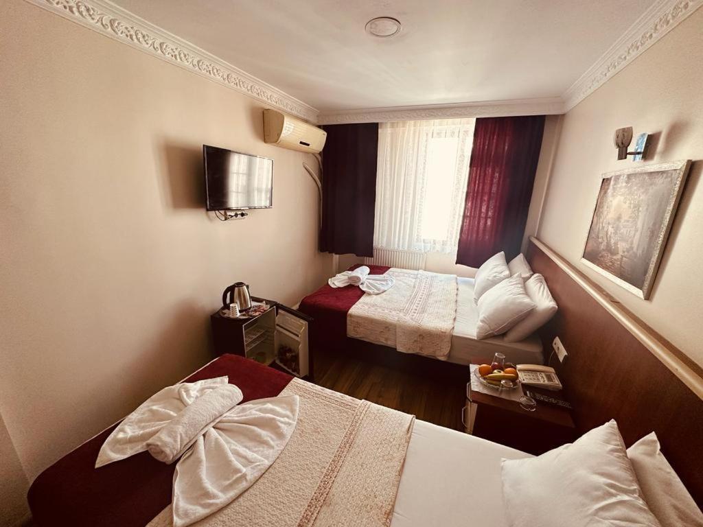 Yunus Hotel