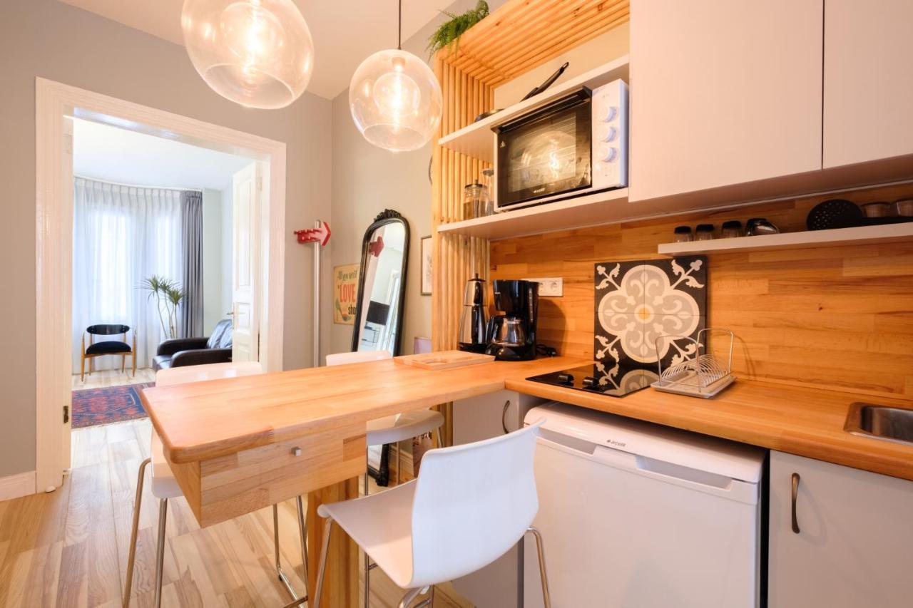 Trendy Apt, Balcony, 2 Min To Main Ave Apartment Istanbul