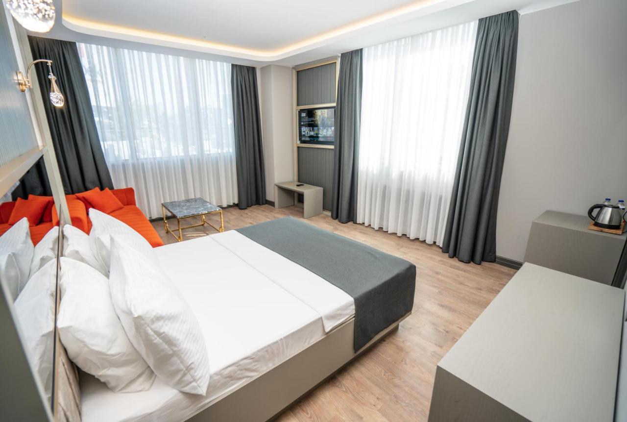 Otel 216 Ruby 4*