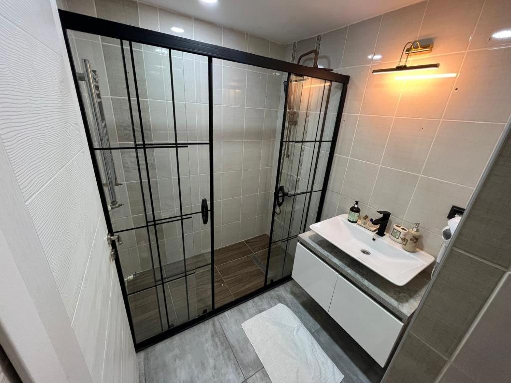 Saray Vip